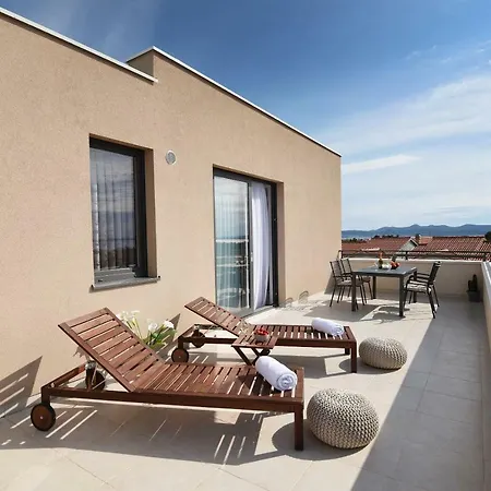 Penthouse Niko